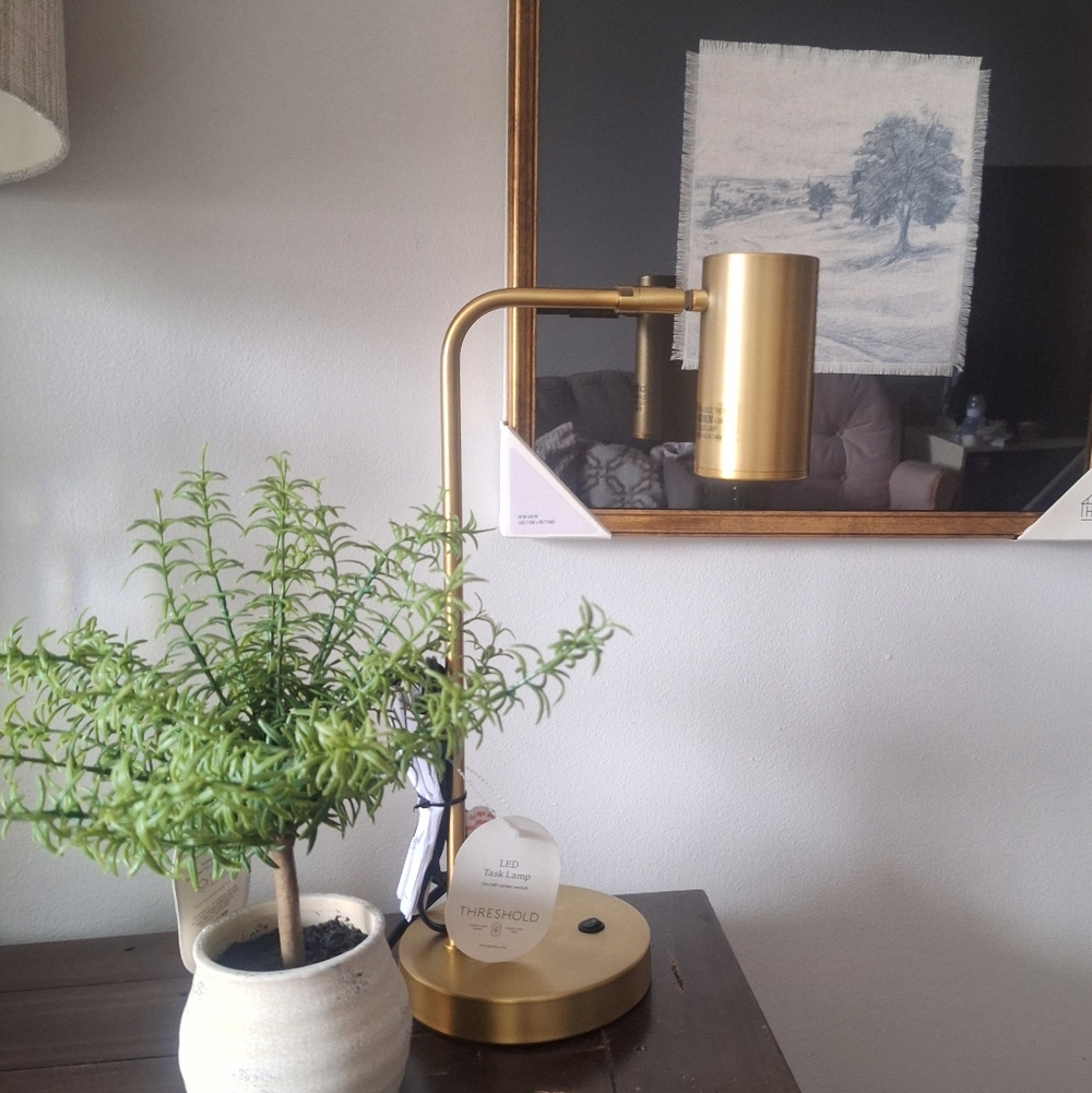 Threshold Led Task Lamp - Picture 3 of 10